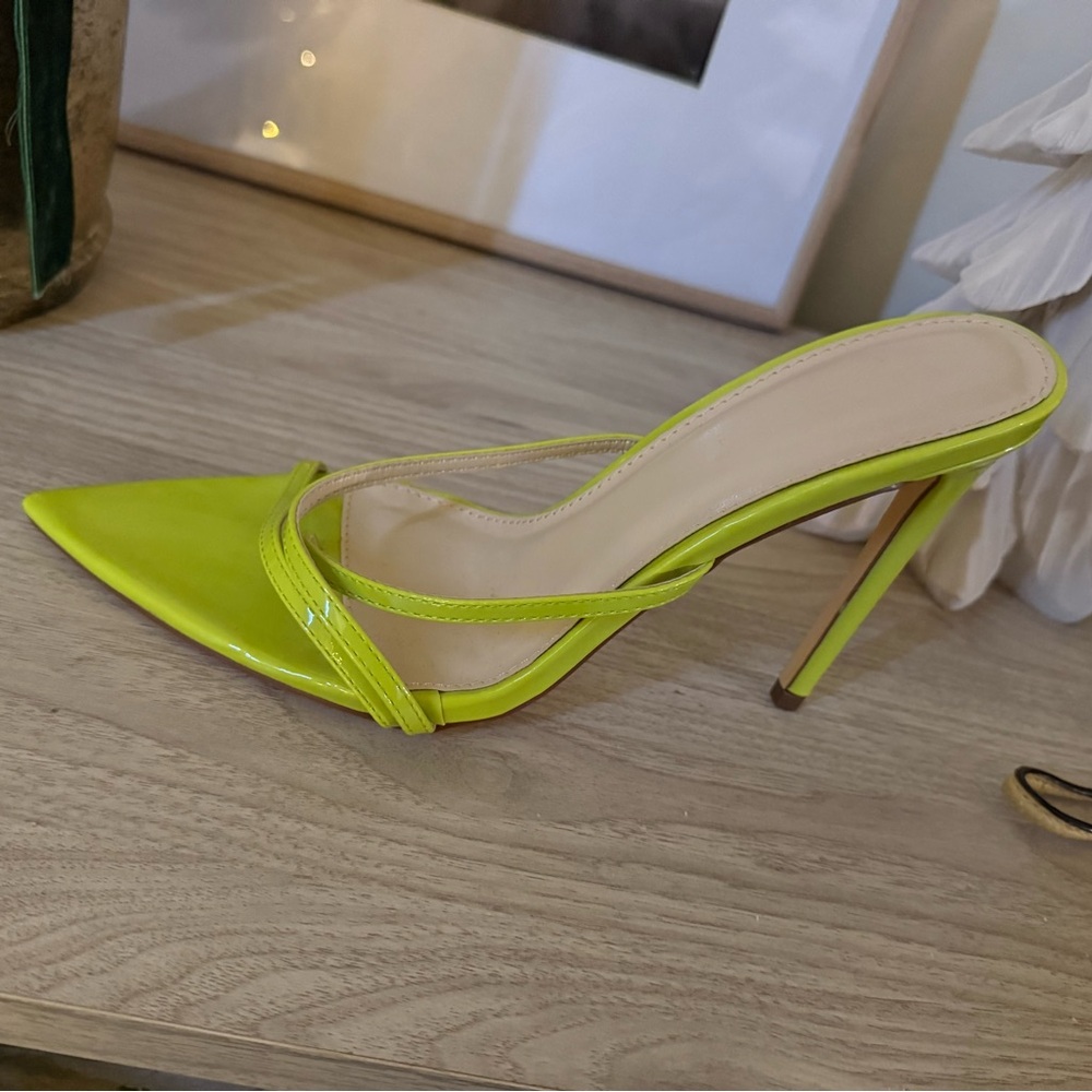 new high sandals